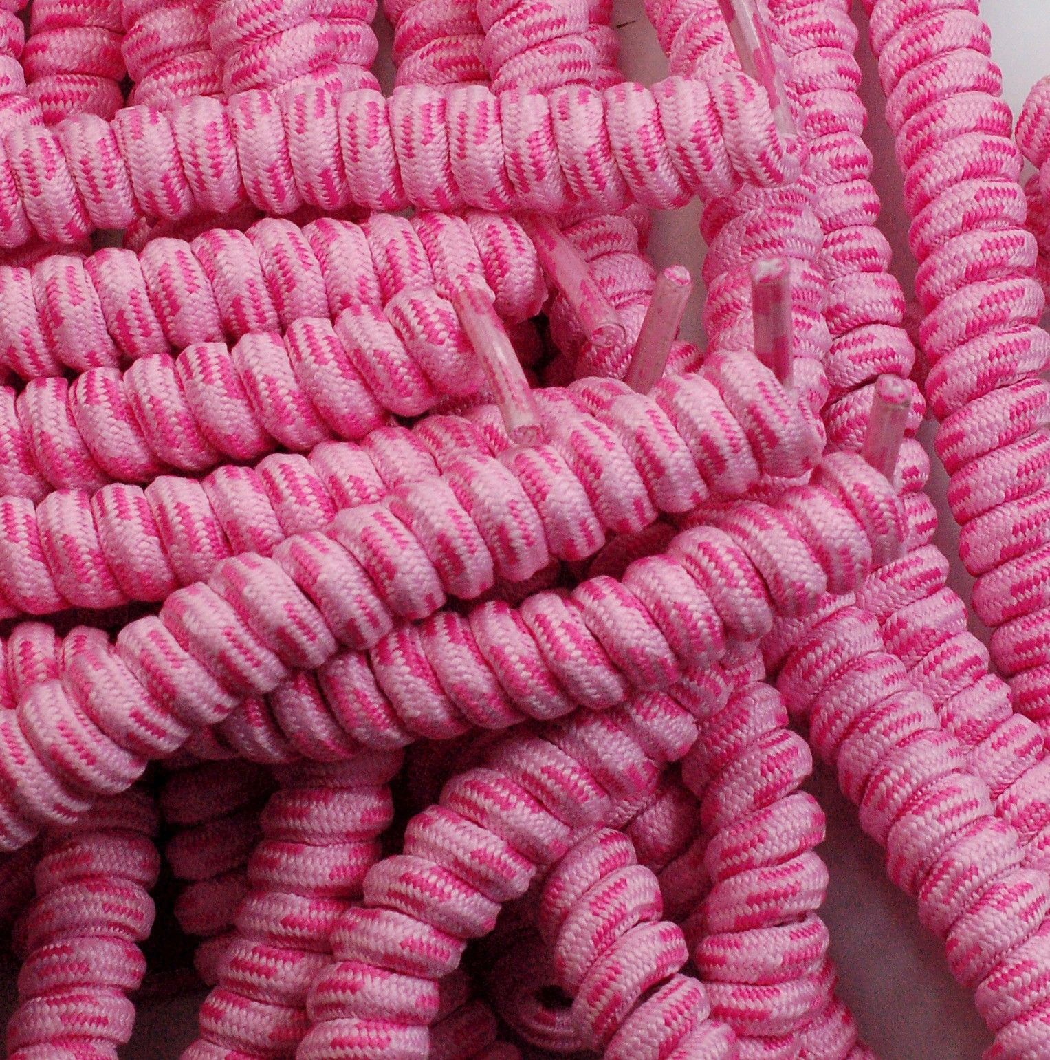 self tying laces
